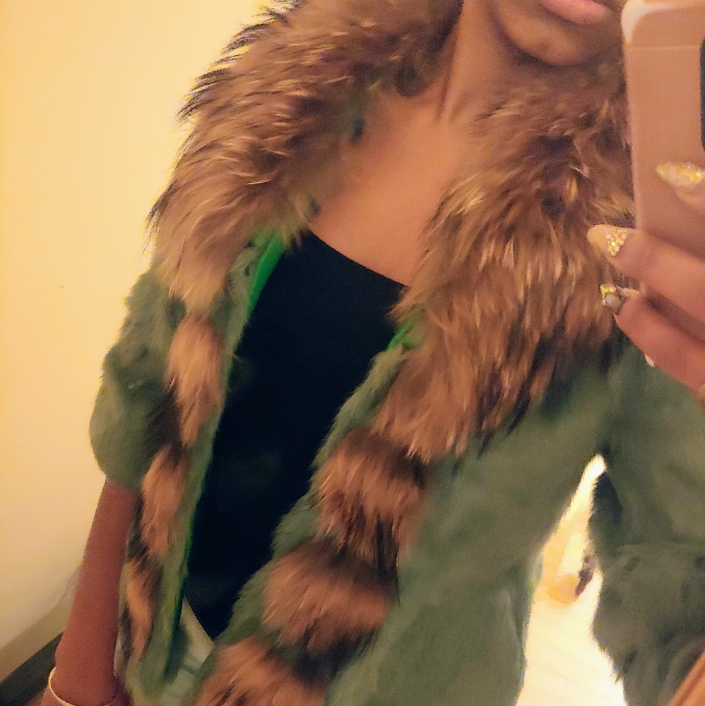 NWOT Gorgeous Vibrant Avant Garde 100% fur coat